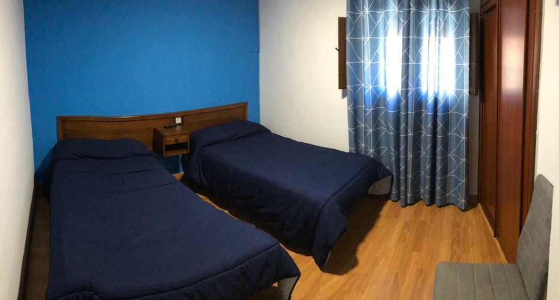 Hostal El Arco Almazán Exterior foto